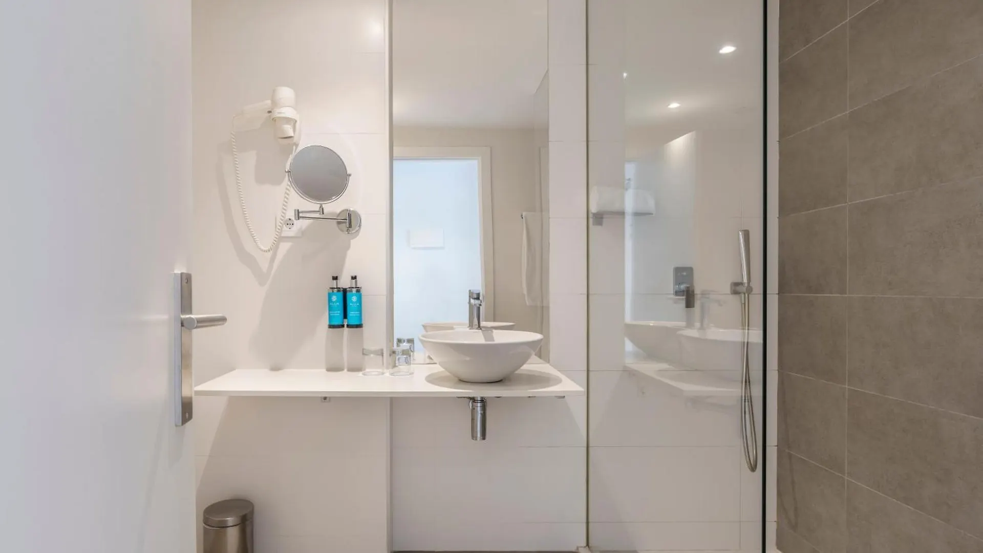 Отель Aluasoul Mallorca Resort - Adults Only Кала де Ор